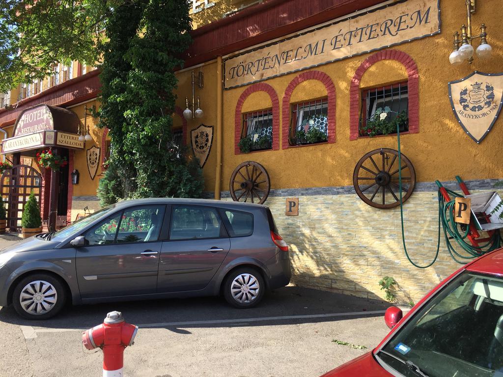 Aranykorona Hotel Mişcolţ Exterior foto